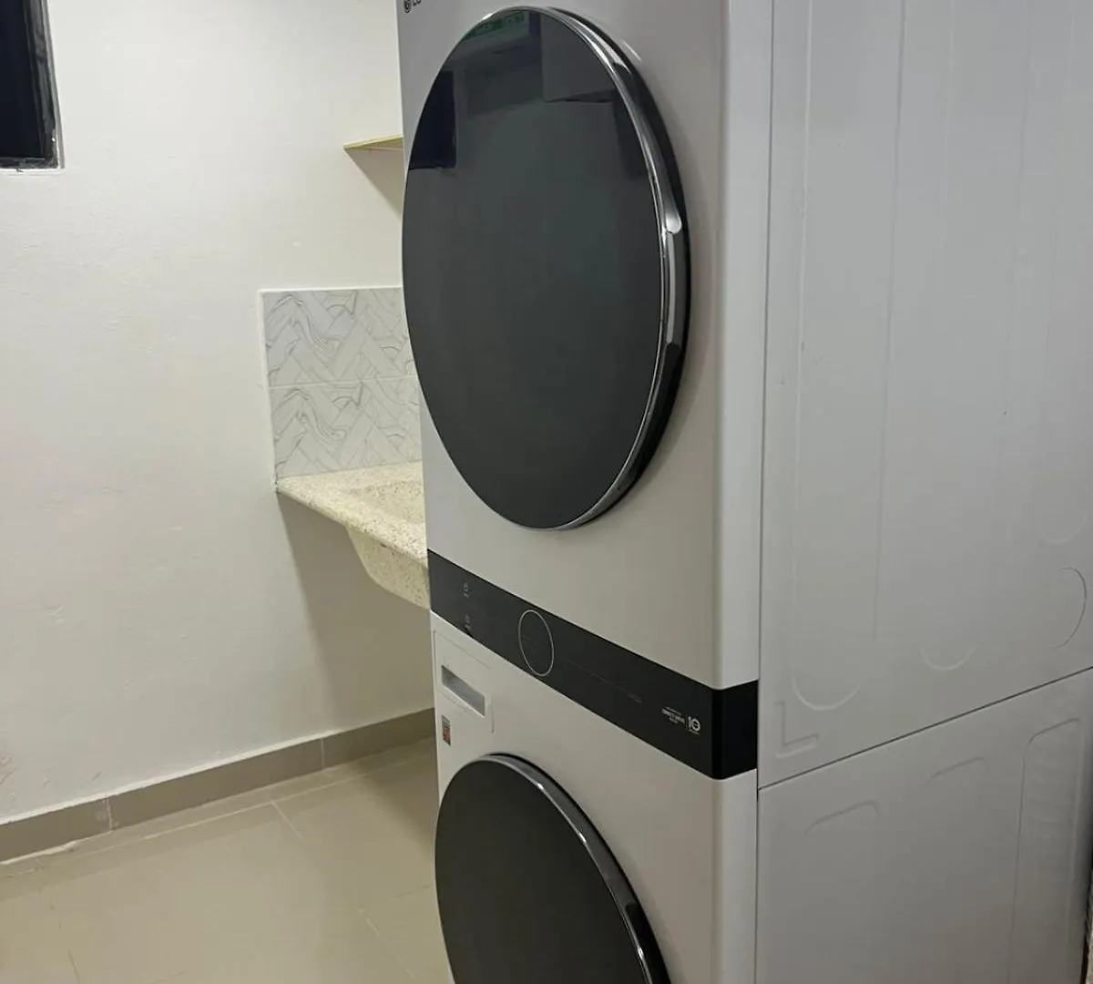 Jl Francia II Apartment La Viva